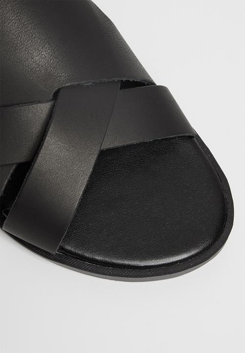 edit - Josie ankle strap sandal - black