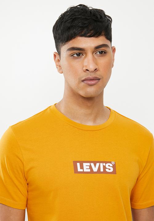 Levi’s® - Boxtab graphic tee - yellow