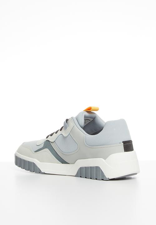 Diesel  - S-rua low sk sneakers - y02335-p3391-t8060 - grey 