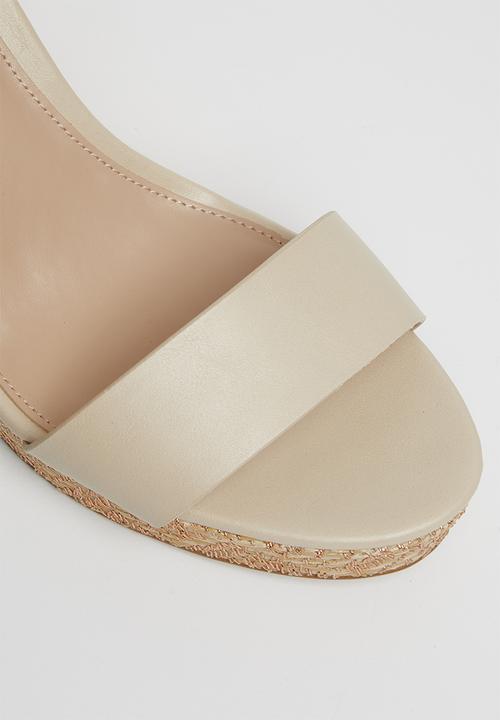 ALDO - Unaliviel wedge - beige