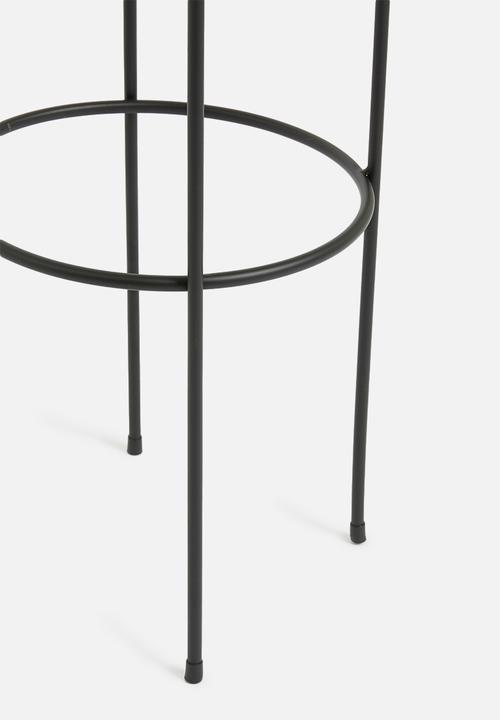 H&S - Tall standing planter - black