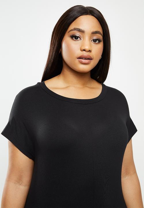 Me&B - Plus easy knit hanky dress - black