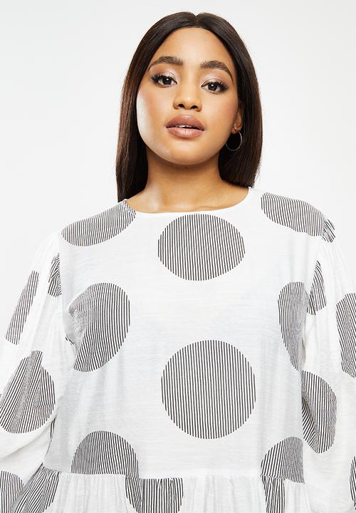 Me&B - Plus spot tiered dress - white & black