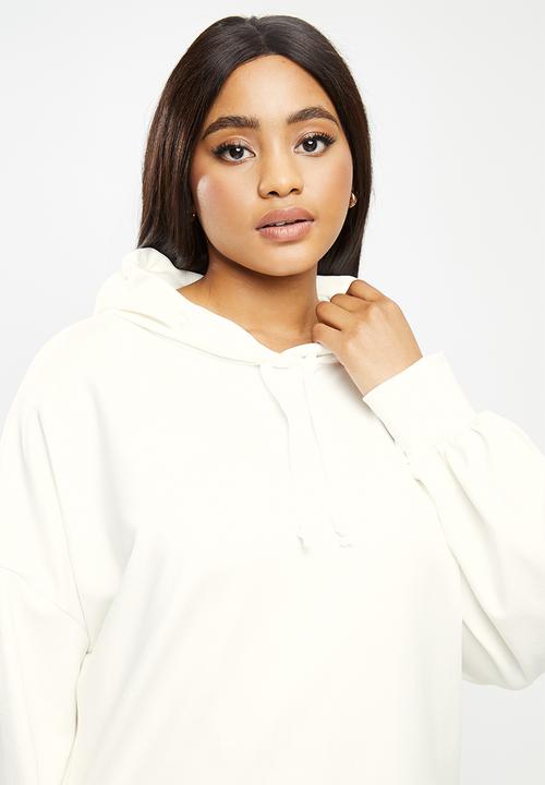 Me&B - Plus fleece hooded sweat with step hem - cream