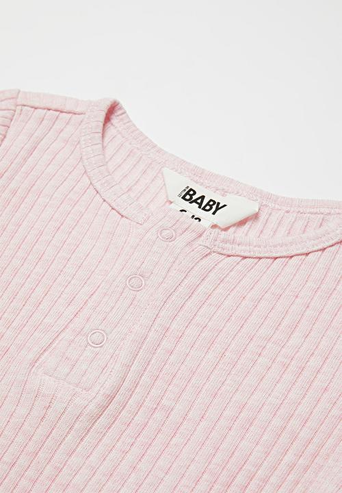 Cotton On - 2 pack short sleeve button bubbysuit - pink & grey 