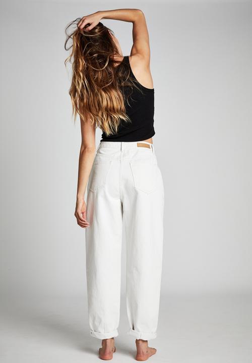 Cotton On - Slouch mom jean - white haven pleat