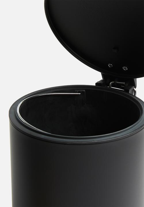 Bathroom Solutions - Powder coated pedal bin - black
