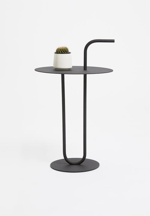 Emerging Creatives - Hairin side table - black