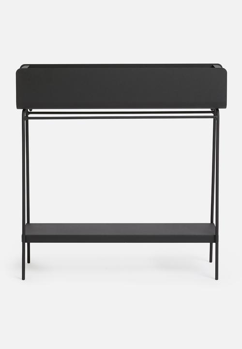 Emerging Creatives - Ava barrel planter with shelf - black