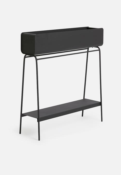Emerging Creatives - Ava barrel planter with shelf - black