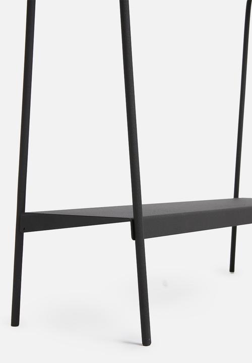 Emerging Creatives - Ava barrel planter with shelf - black