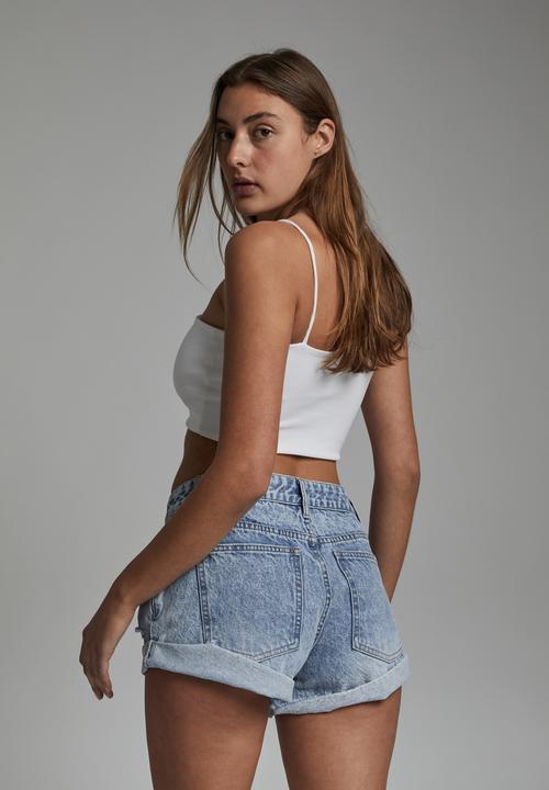 Cotton On - Mid relaxed denim short - avalon blue rip