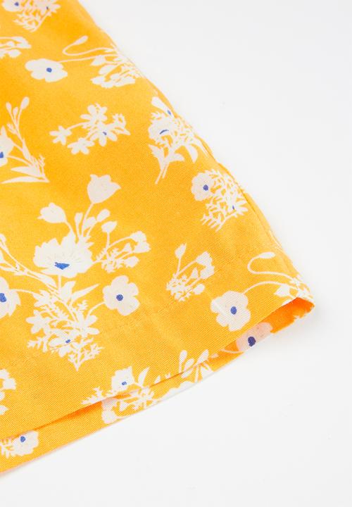 Superbalist Kids - Elasticated shorts - yellow 
