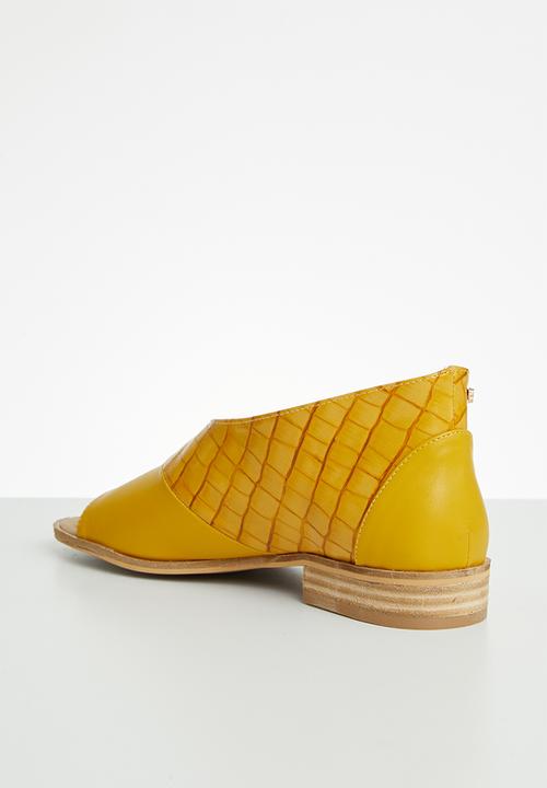 Miss Black - Micah 4 peep-toe - yellow