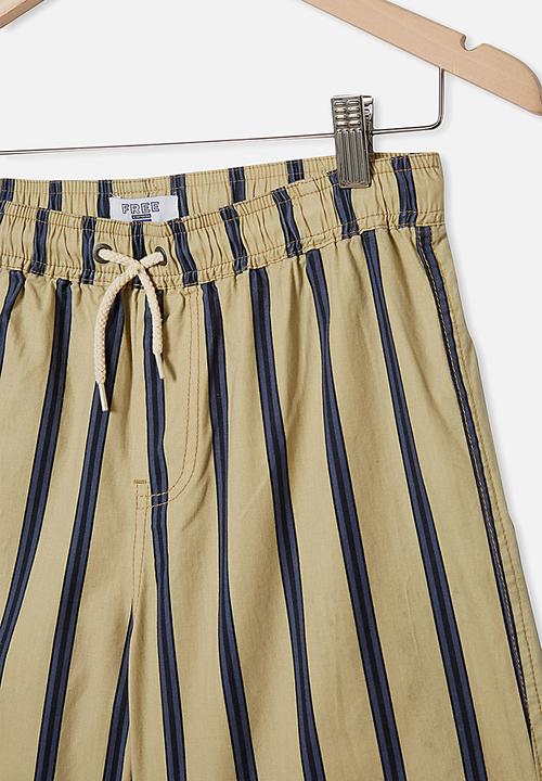 Free by Cotton On - Boys volly short - semolina vertical stripe