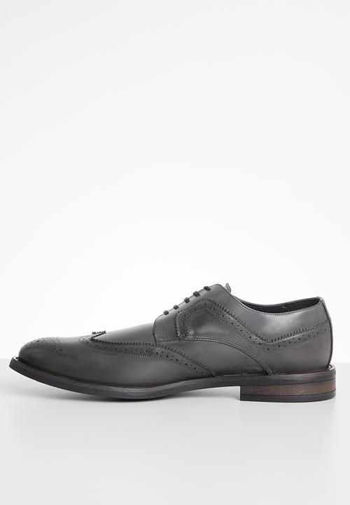 John Drake - Derby brogue - grey