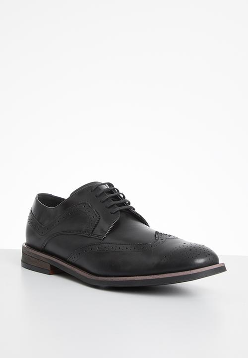 John Drake - Derby brogue - black
