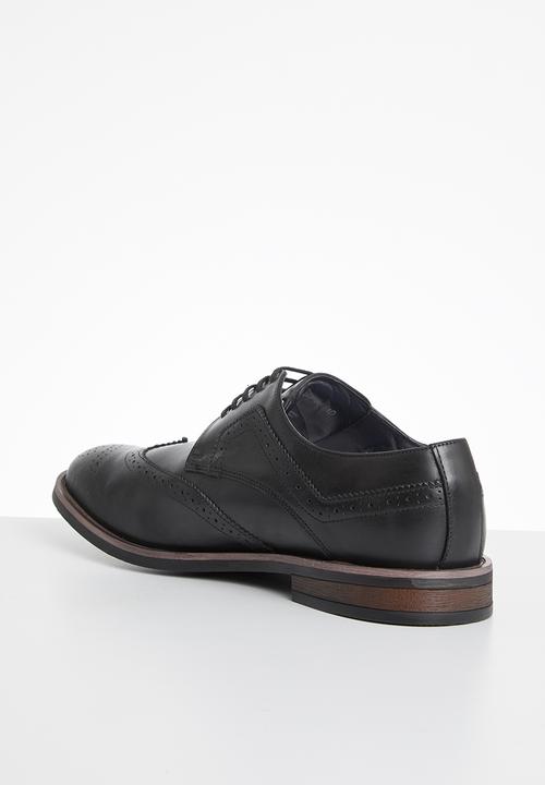 John Drake - Derby brogue - black