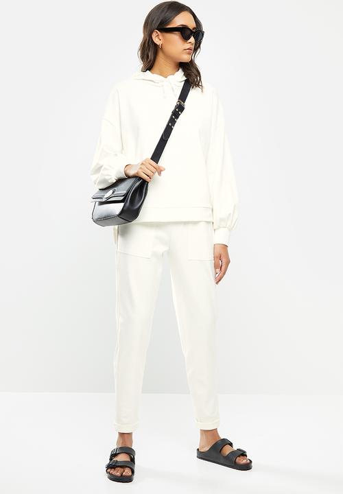 Me&B - Fleece hooded sweat with step hem - cream 