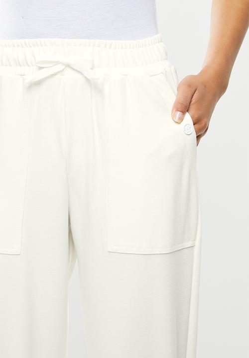 Me&B - Fleece tapered leg track pant - cream 