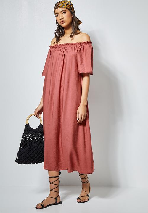 Superbalist - Off the shoulder midi with tier - rose pink