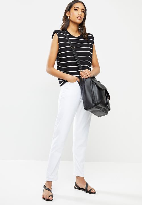 MANGO - T- shirt hombro - black & white 