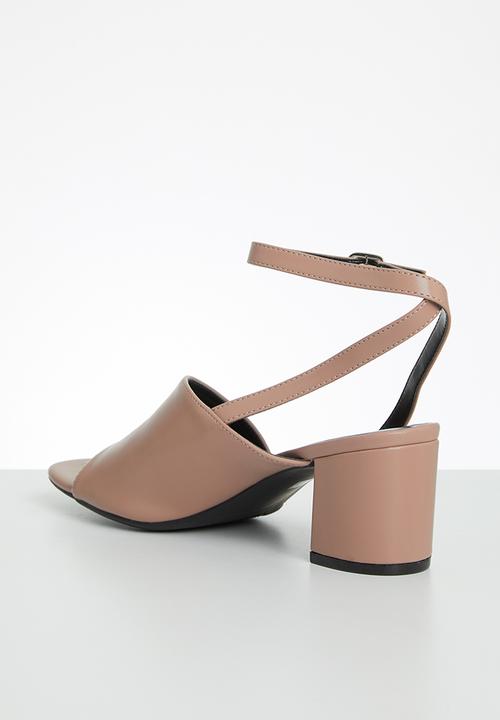 Butterfly Feet - Netherlands heel - pink