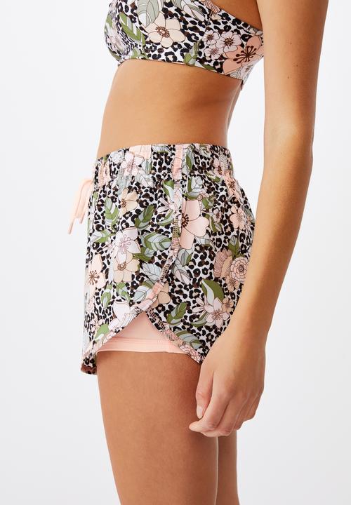 Cotton On - Move jogger short - tropical leopard