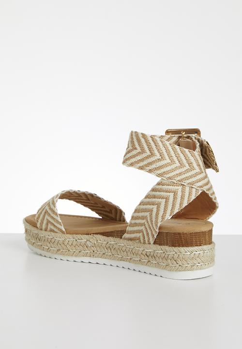 Plum - Sian sandal - beige