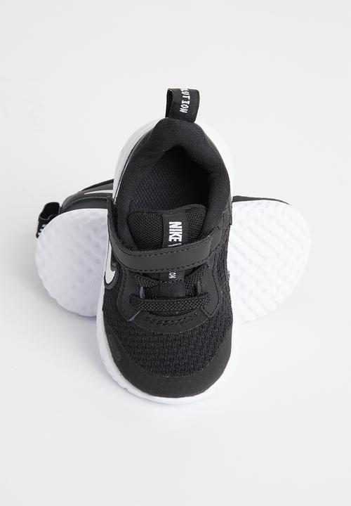 Nike - Nike revolution 5 - black