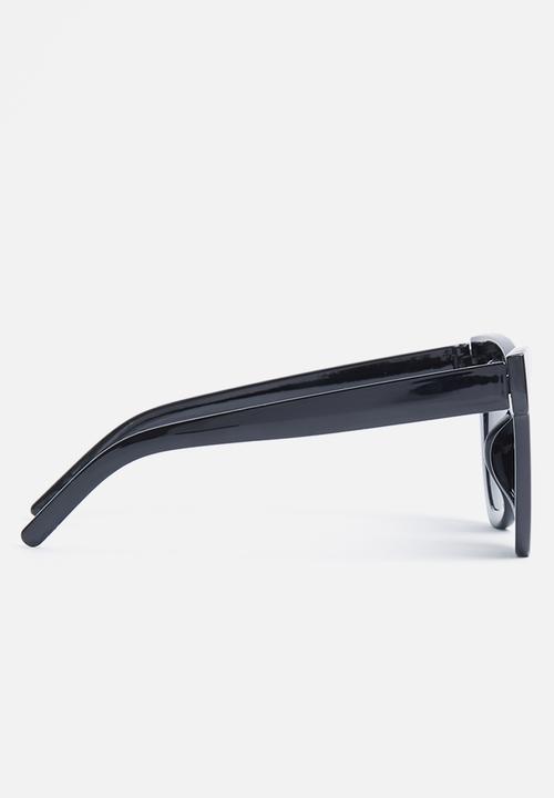 Superbalist - Willow cateye sunglasses - black