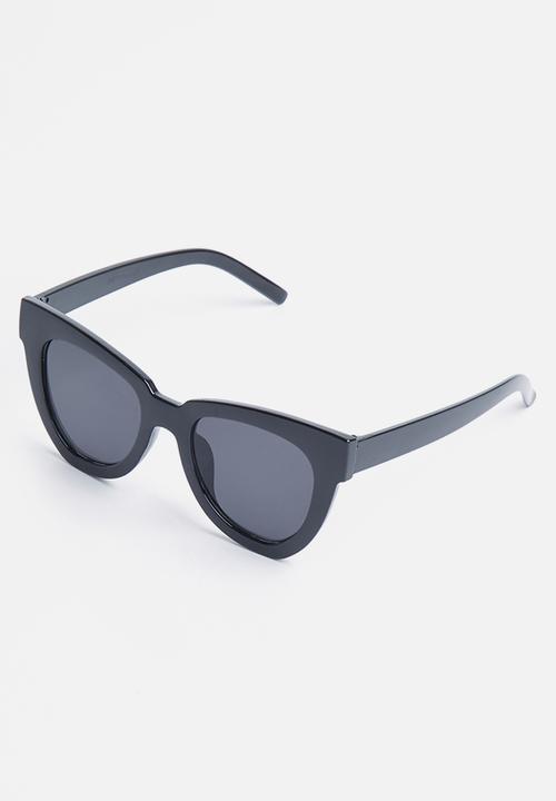 Superbalist - Willow cateye sunglasses - black