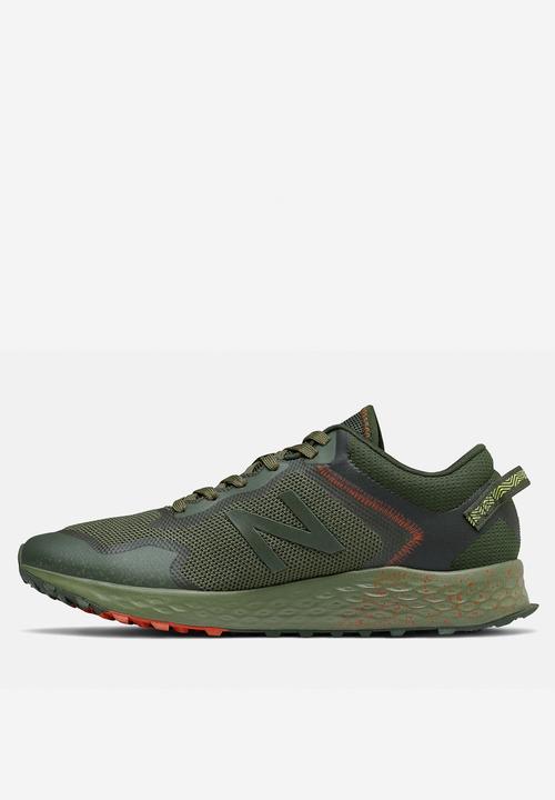 New Balance  - Arishi trail - orange & green