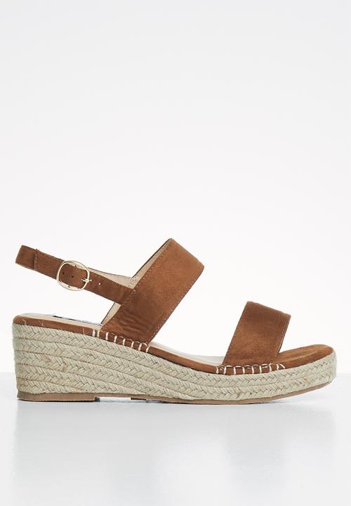 Madison® - Piper wedge - tan