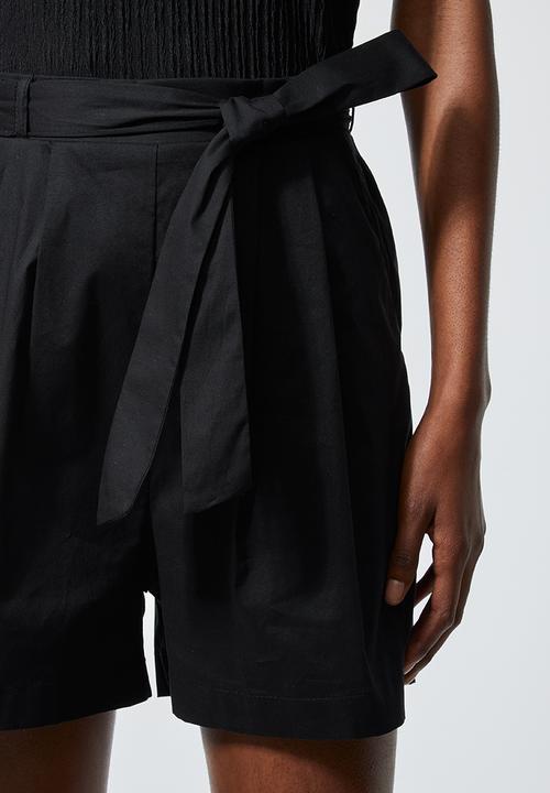 Superbalist - Poplin shorts - black