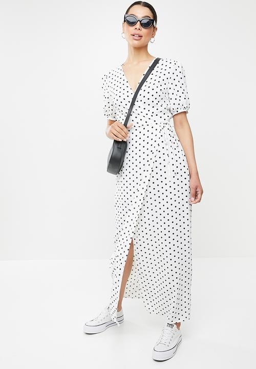 Missguided - Puff sleeve wrap tea maxi dress polka - black & white