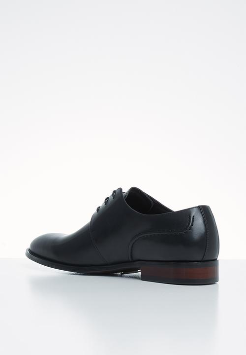 POLO - Carlos plain vamp lace up - black
