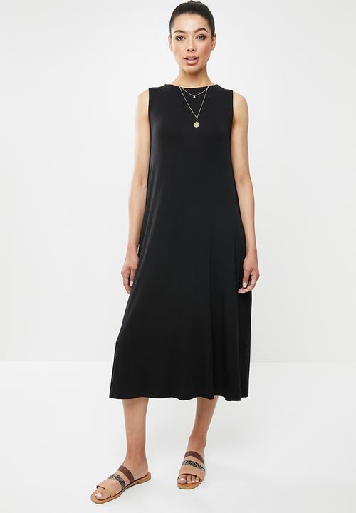 edit - Highneck pocket swing dress - black