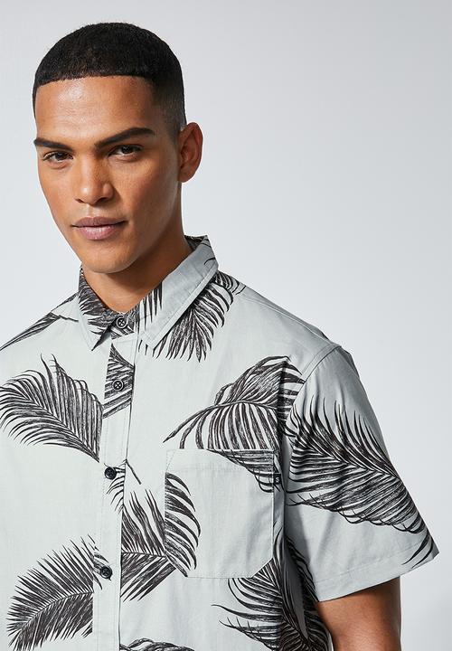 Superbalist - Theo regular fit pattern shirt - grey & black 