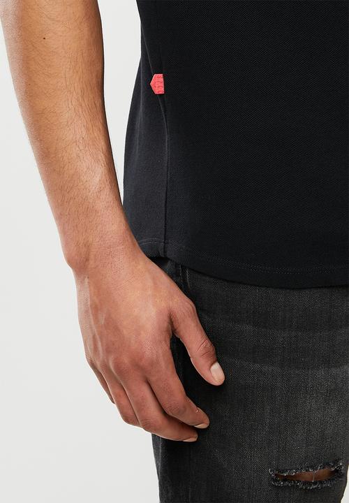 S.P.C.C - Edgerton signature scooped hem T-shirt - black