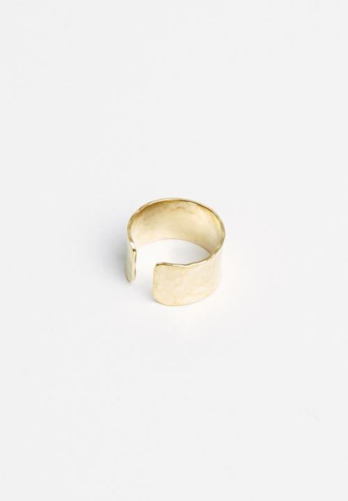 Matter of Fakt - Wide dented ring - brass