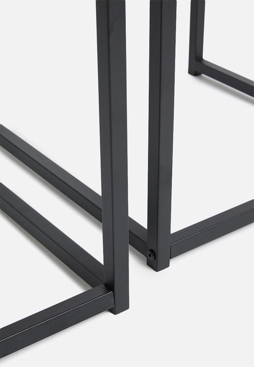 H&S - Nesting table set of 3 - black & natural