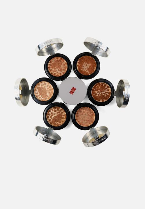 Elizabeth Arden -  Pure Finish Mineral Powder Foundation - 8
