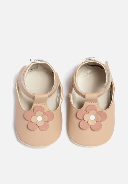 shooshoos - Schipol - pink