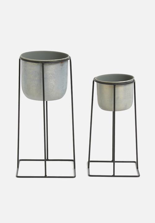 Sixth Floor - Iron planter set - grey &  black
