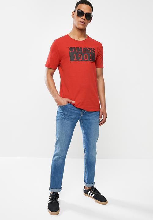 GUESS - Guess block print tee - red