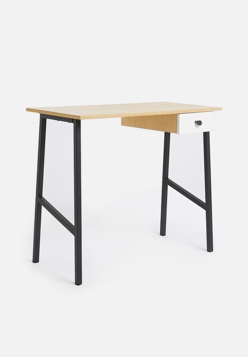 Sixth Floor - Cuba desk in oak veneer - black & neutral 
