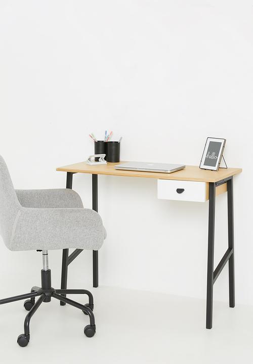 Sixth Floor - Cuba desk in oak veneer - black & neutral 