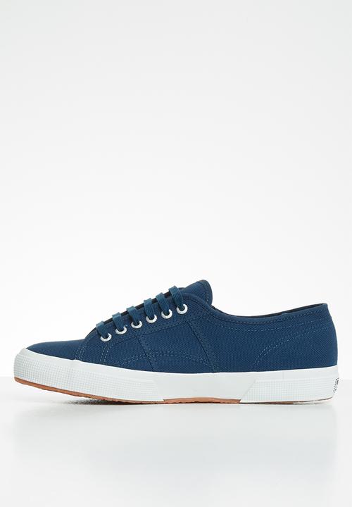SUPERGA - 2750 White foxing - blue insignia