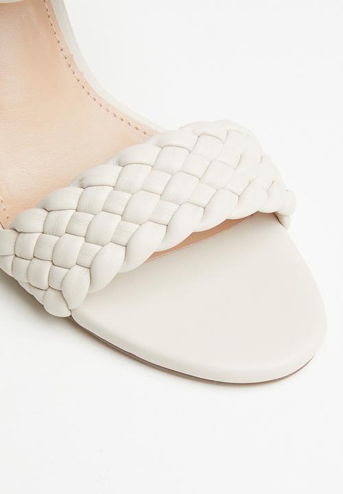 Steve Madden - Tangle heel - white